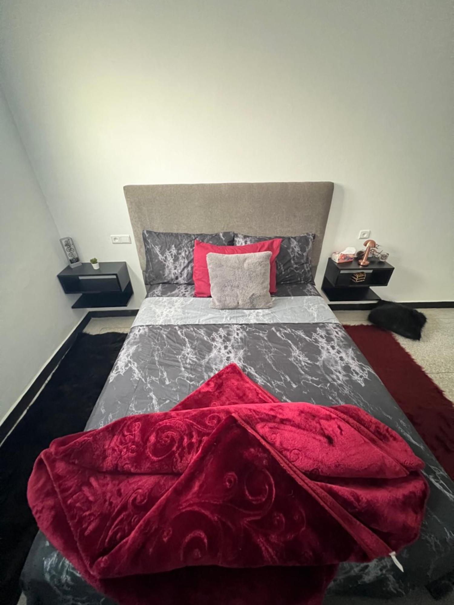 Youss Family Appartement As-Suwajra Zewnętrze zdjęcie